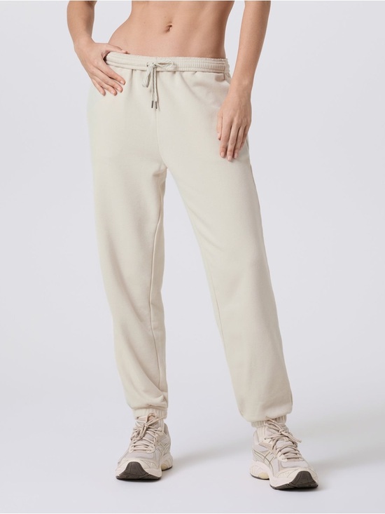 VUORI Sedona Sweatpants in Bone L - Picture 2 of 8